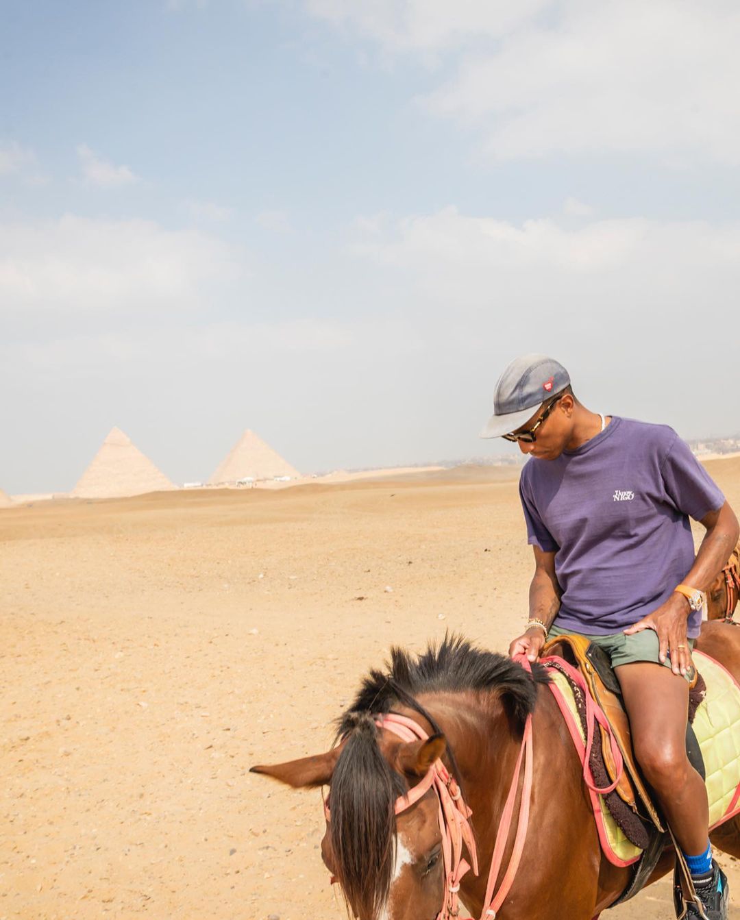 International artists in the Pyramids Desert