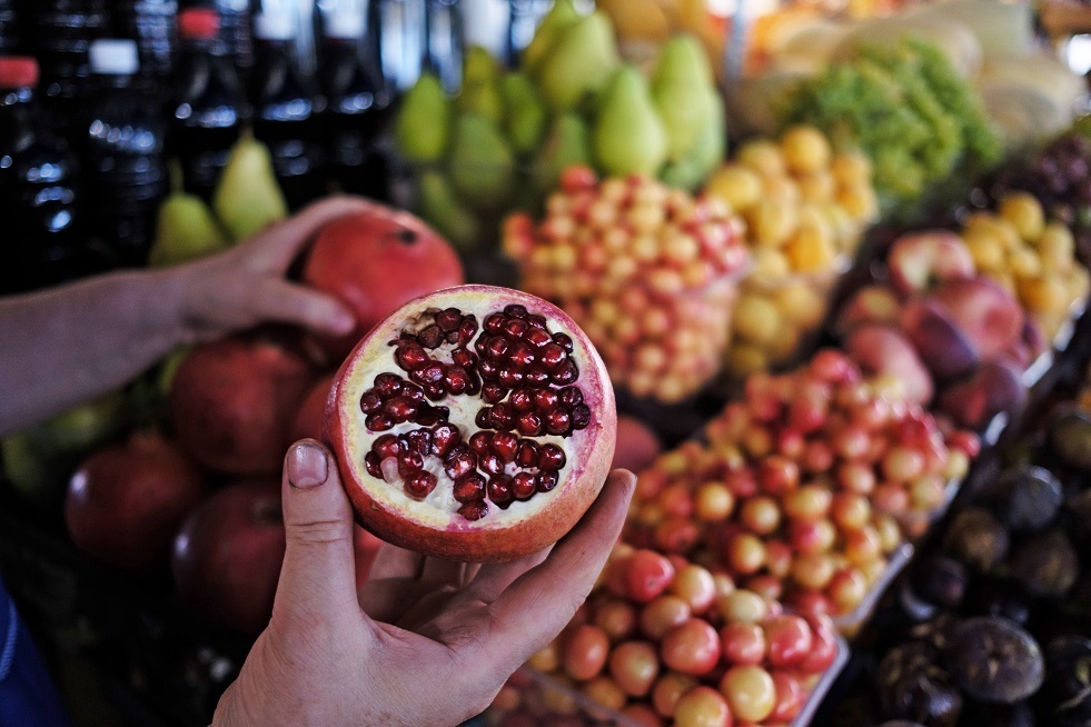 Russia has stopped supplying pomegranates and grapes from Turkey