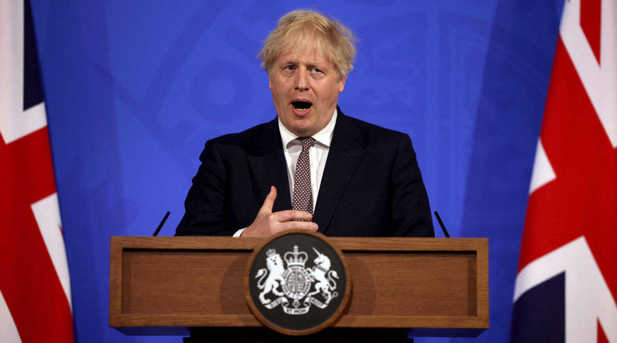 Johnson faces the wrath of a parliamentary majority in his fight against "Omigran"