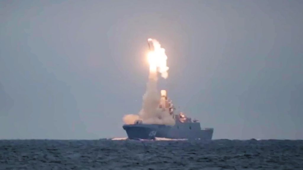 Putin announces successful test-video of hypersonic missiles "Zircon"