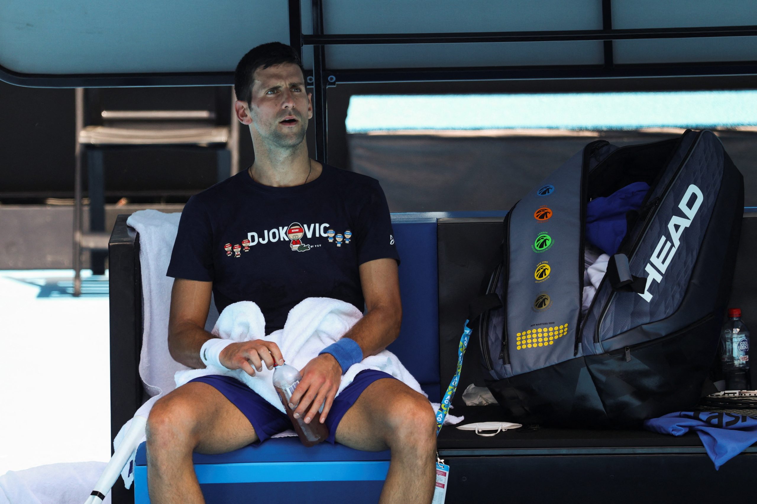 Djokovic admitted that he had made a mistake and that his participation in the Australian Championship was still pending.