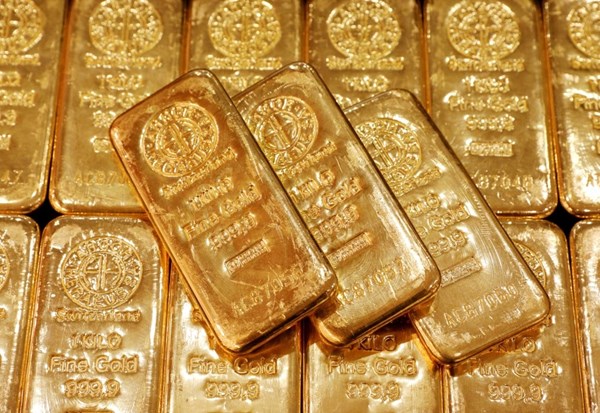 Gold under pressure from rising US securities