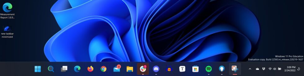 Swipe or close the app at the top, and the largest version of the taskbar is the slide up from the bottom of the screen with icons for more fingers.