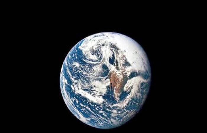 أخبار العالم : "كويكب طروادة" يحوم حول الكرة الأرضية