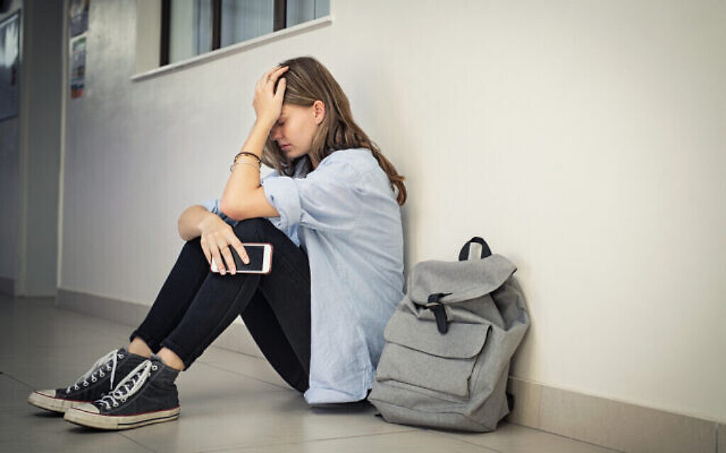 Study: Mental health problems are on the rise in teenage girls during corona infections