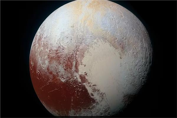 Pluto contains icebergs