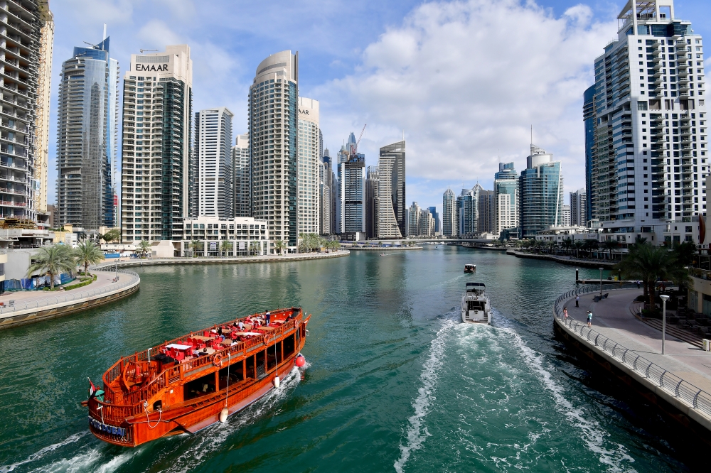 Dubai real estate transactions are 4.3 billion dirhams a day