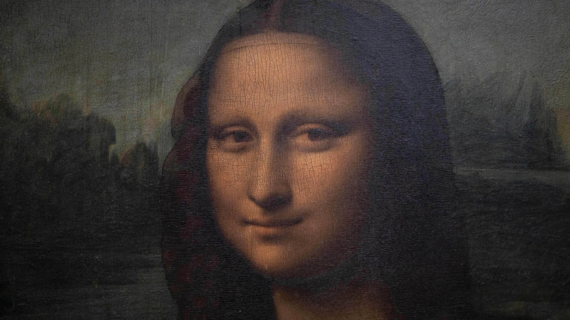Immerse yourself in the digital world of Mona Lisa