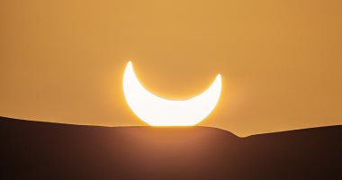 Be on time .. The world will see a partial eclipse of the sun next Saturday