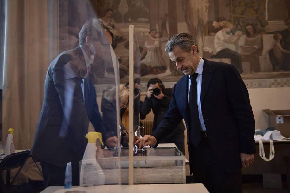Voting for the French presidential election has begun