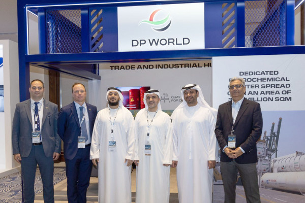 Emirates News Agency - DP World showcases the capabilities of its petrochemical facilities at the GPCA Conference