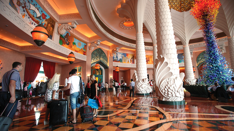الإمارات تمتلك مقاصد سياحية جاذبة وبنية تحتية سياحية متطورة. أرشيفية - الإمارات اليوم