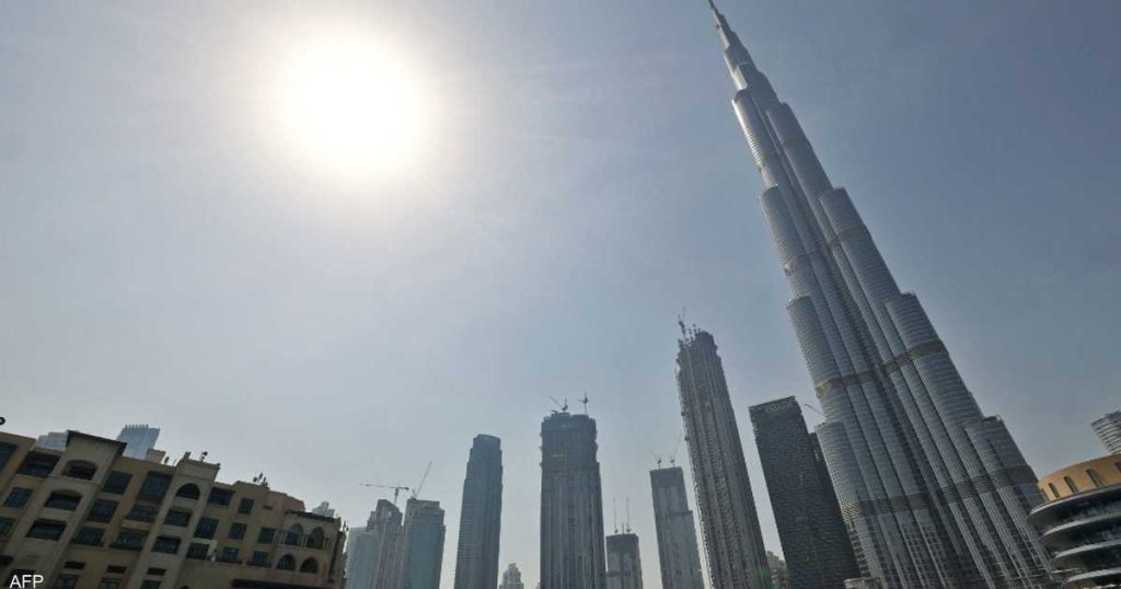 4 days later, the United Arab Emirates sees a "strange astronomical event".