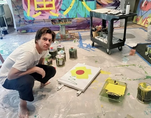 Jim Carrey sells his sunscreen painting and donates a portion of its profits to food banks