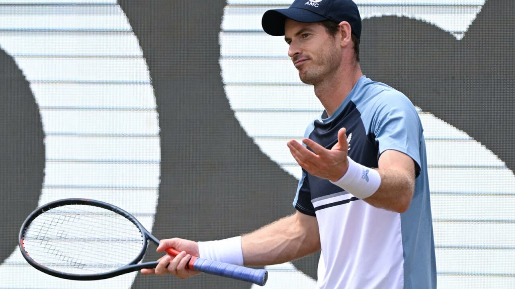 Murray withdrew due to injury to the abdominal muscle