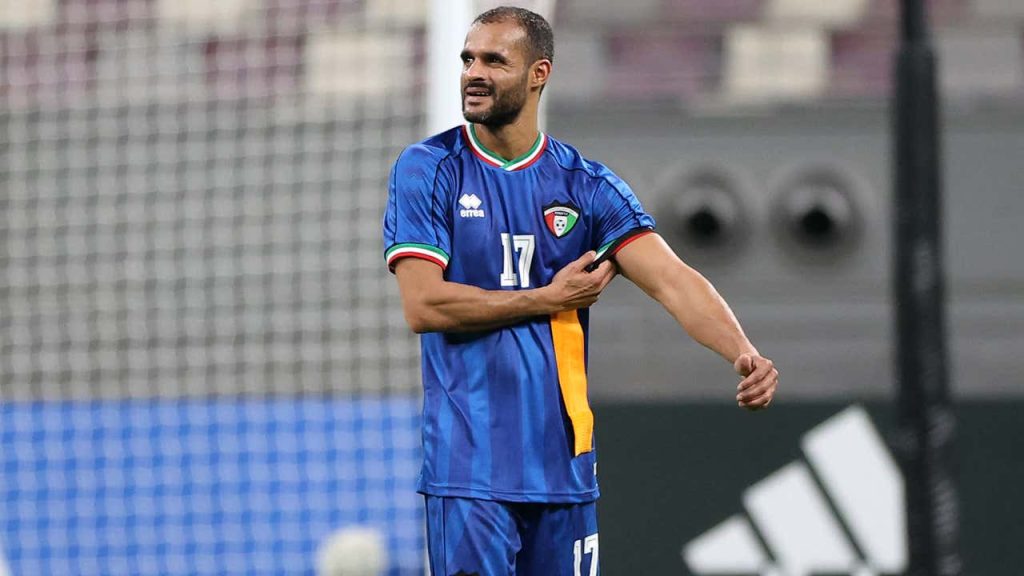 On the night of Kuwait's defeat .. Badr Al-Mudawa is unique in the hearts of world players!