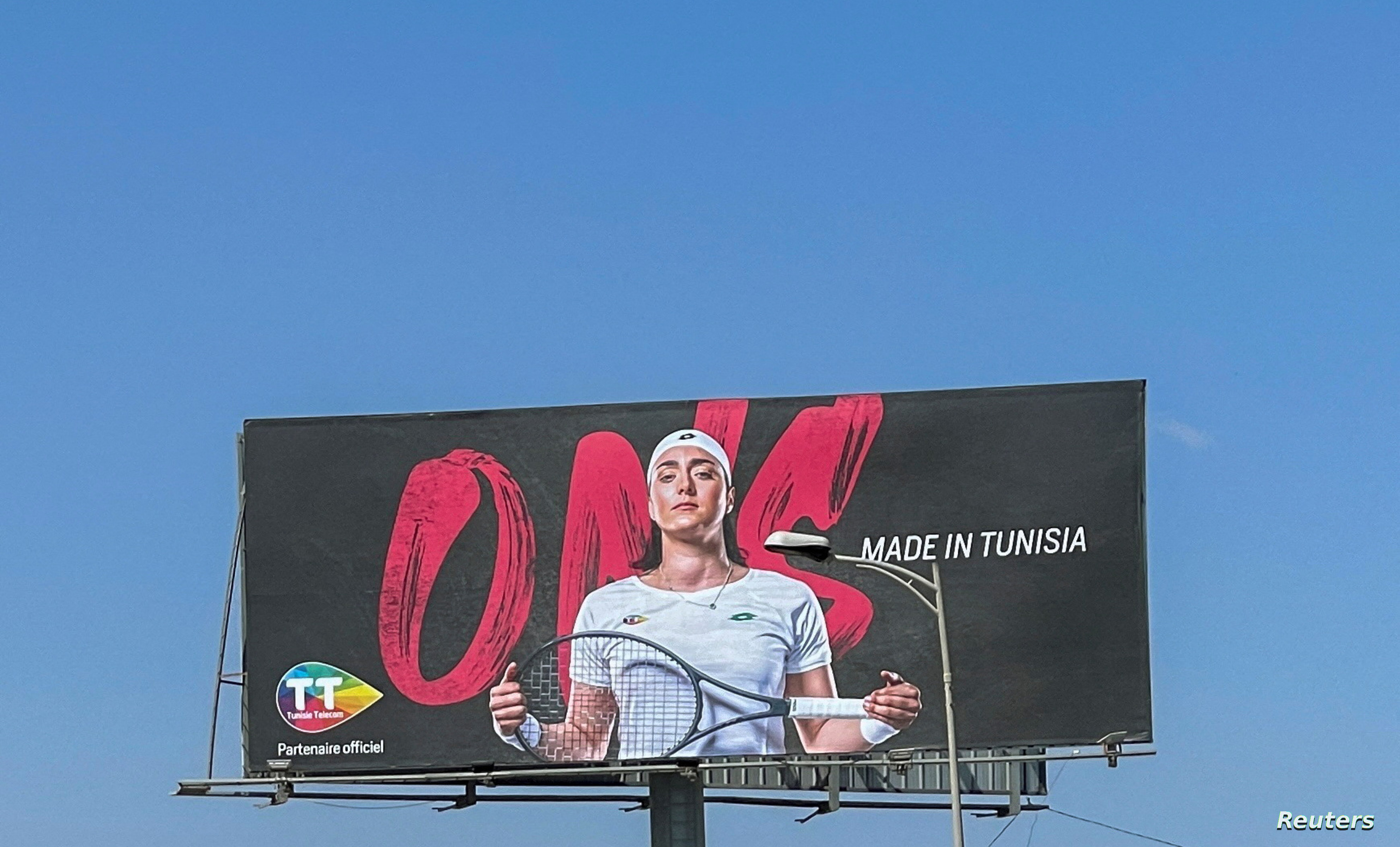A billboard depicting Tunisian tennis player Anse Japier is seen on July 8, 2022 in Tunis, Tunisia.  REUTERS/Jihed Abidellaoui