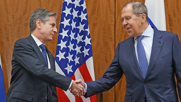 Lavrov recommends "quiet diplomacy" to Blinken