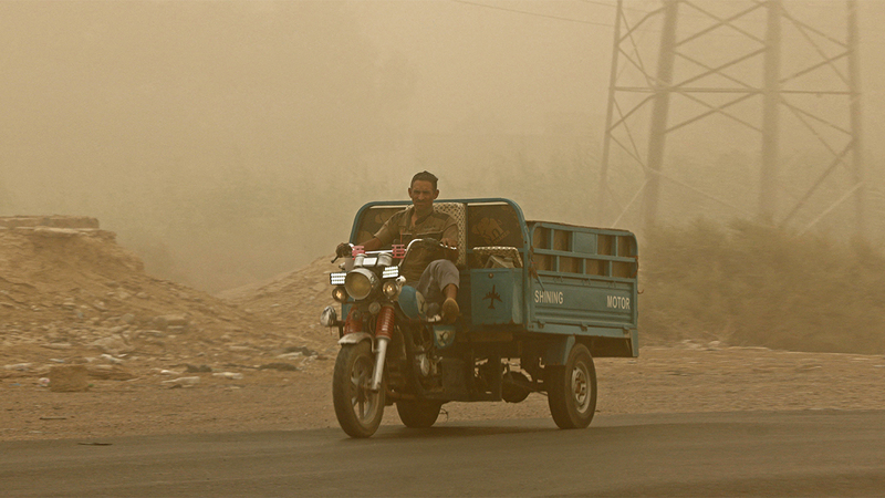 Iraqis suffer from high frequency sand and dust storms