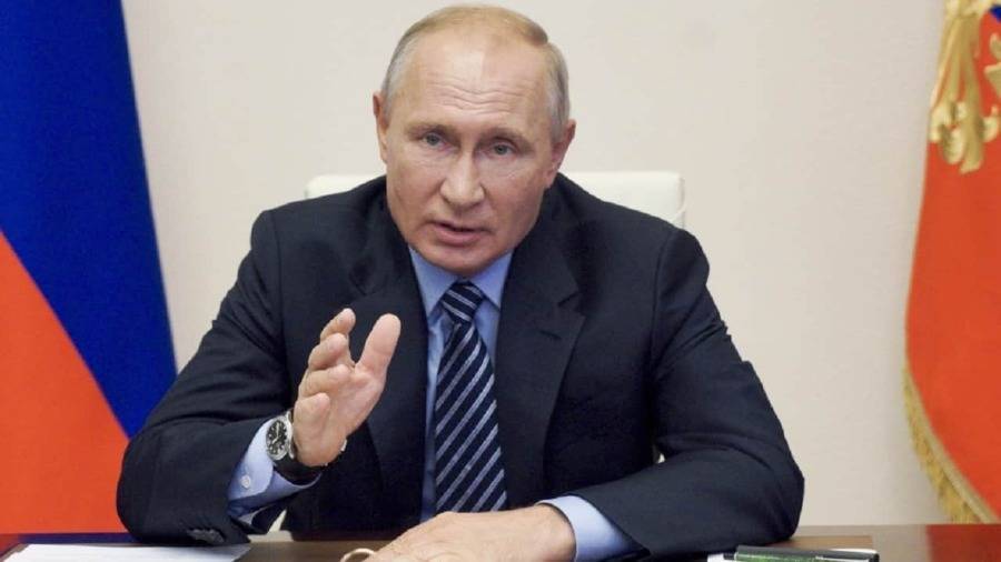 Putin: Ukraine not implementing peace deal