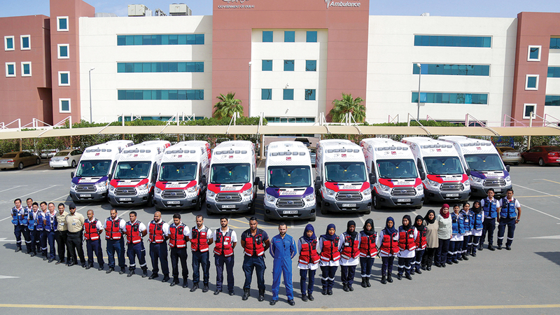 «إسعاف دبي» تحرص على تطوير مهارات وكفاءة  كوادرها. من المصدر