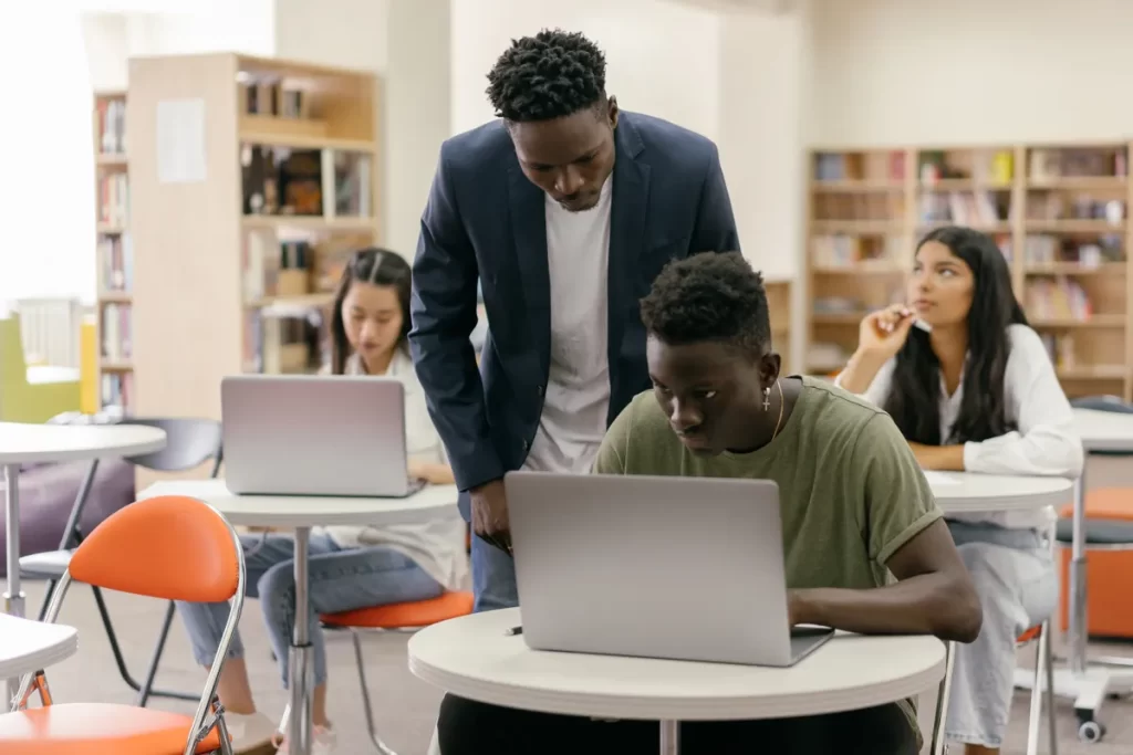 UAE back-to-school: AI study tips that keep students doing the work AI study tips UAE schools