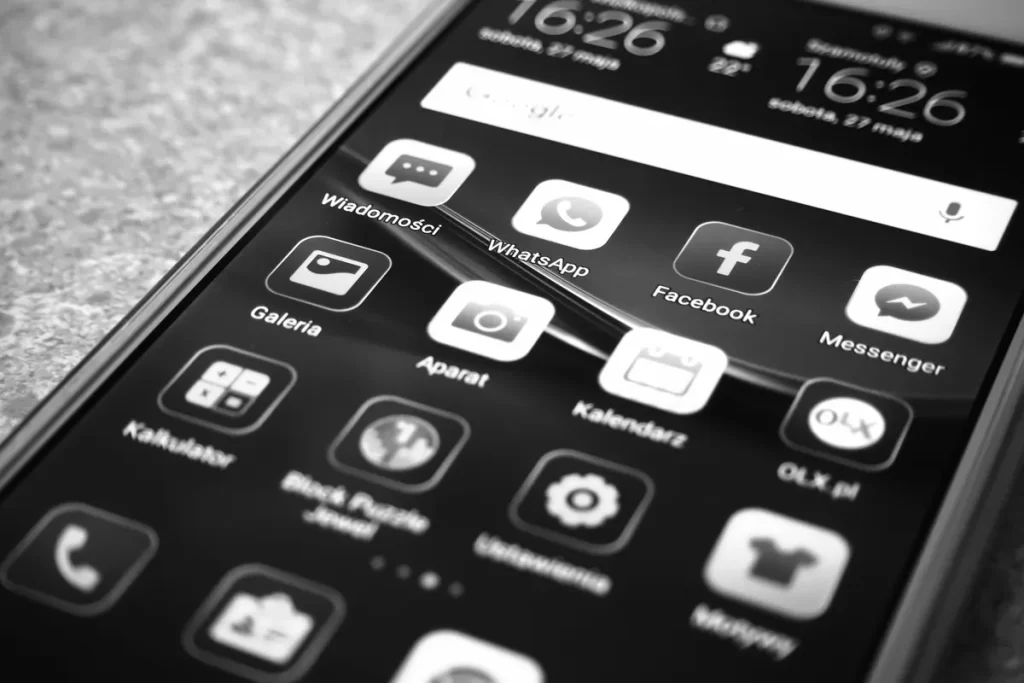 UAE cybercrime law: what forwarding messages on WhatsApp can cost you UAE cybercrime law forwarding messages
