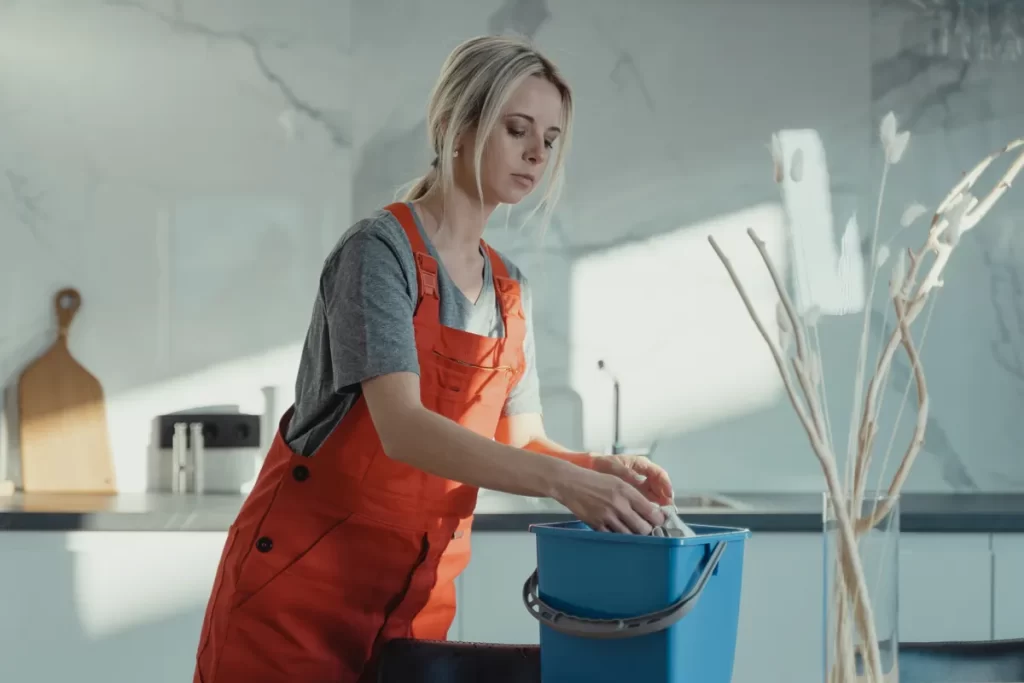 unlicensed domestic worker recruitment UAE